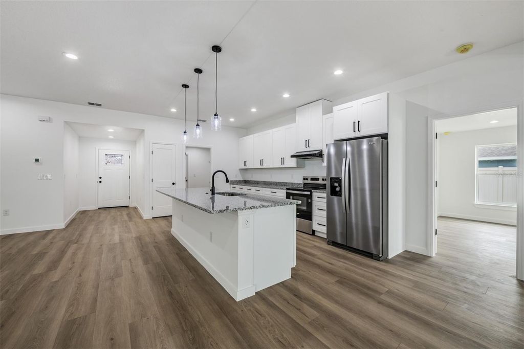 Image 12 of property listing at 38086 COUNTRYSIDE PLACE, Dade City, FL 33525