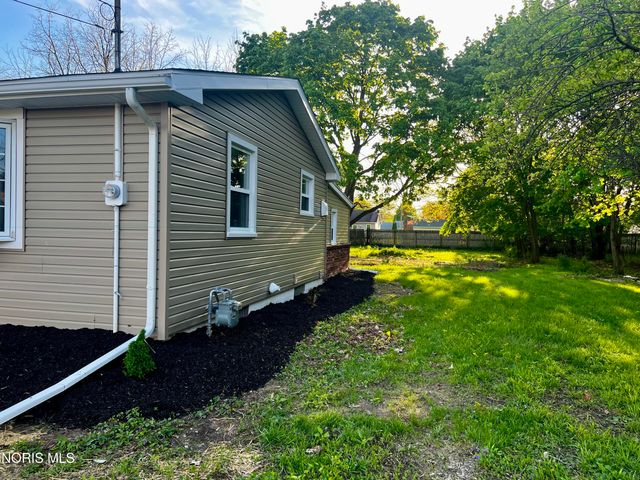 28665 Georgia Road, Perrysburg, OH 43551