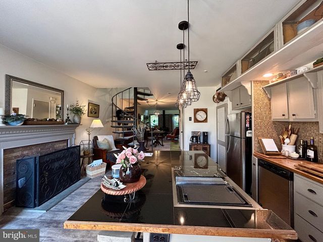 23 TAHOE, New Hope, PA 18938