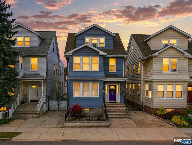 760 Hamilton Street, Harrison, NJ 07029
