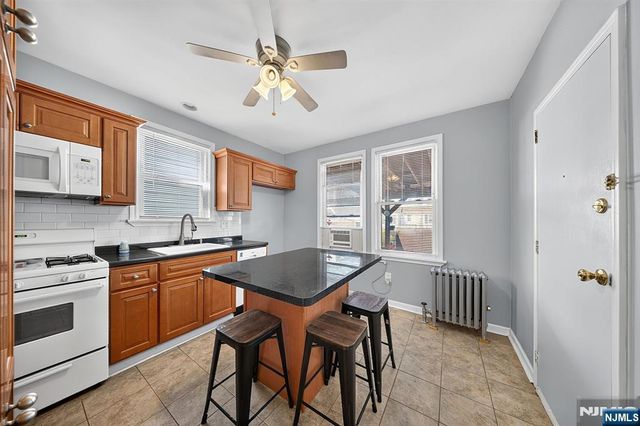 760 Hamilton Street, Harrison, NJ 07029