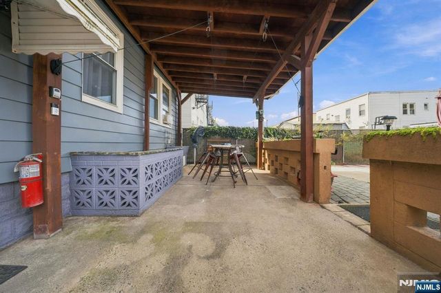 760 Hamilton Street, Harrison, NJ 07029