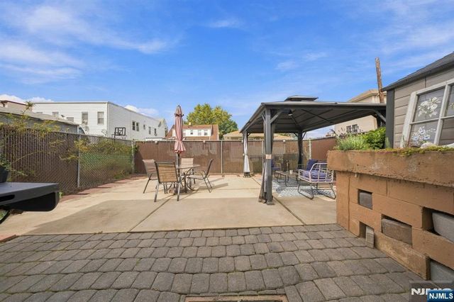 760 Hamilton Street, Harrison, NJ 07029
