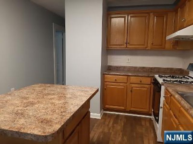 760 Hamilton Street, Harrison, NJ 07029