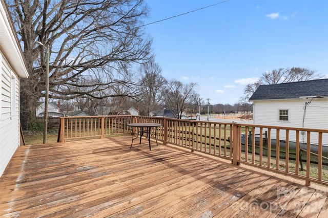 606 N Juniper Street, Kannapolis, NC 28081