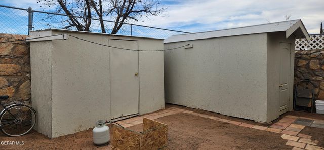 10728 CHERT Street, El Paso, TX 79924