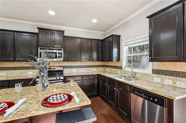 5275 Middleton NW Place, Acworth, GA 30101