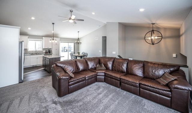 283 Tower Avenue, Dundas, MN 55019