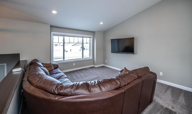 283 Tower Avenue, Dundas, MN 55019