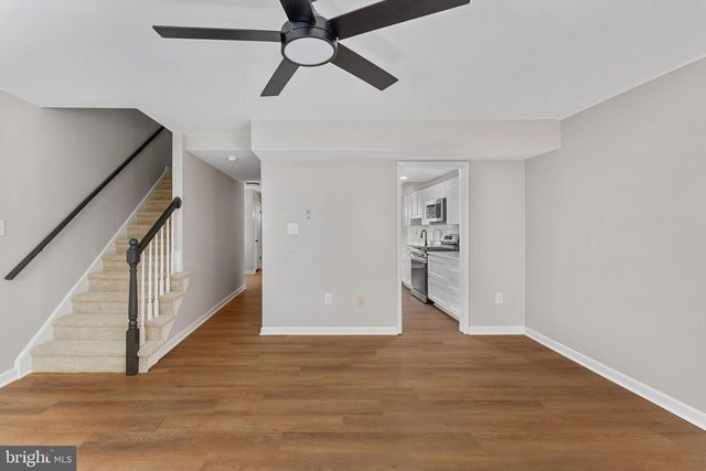 14843 EMBERDALE DR, Woodbridge, VA 22193