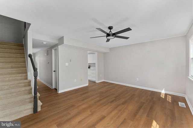 14843 EMBERDALE DR, Woodbridge, VA 22193