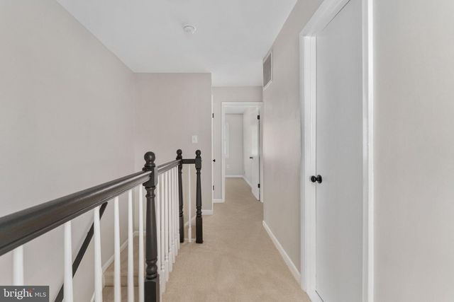 14843 EMBERDALE DR, Woodbridge, VA 22193