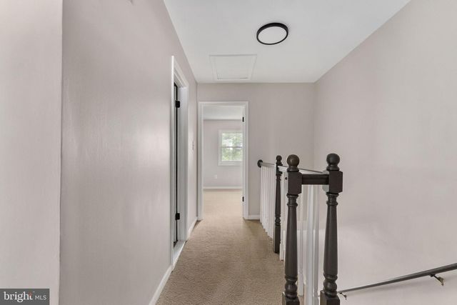 14843 EMBERDALE DR, Woodbridge, VA 22193