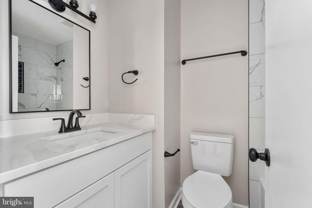 14843 EMBERDALE DR, Woodbridge, VA 22193