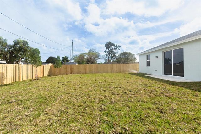 306 Walker Avenue W, Greenacres, FL 33463