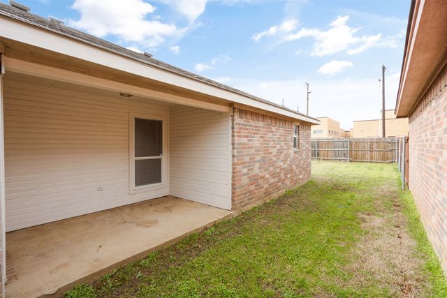 9212 Coral Lane, Fort Worth, TX 76140