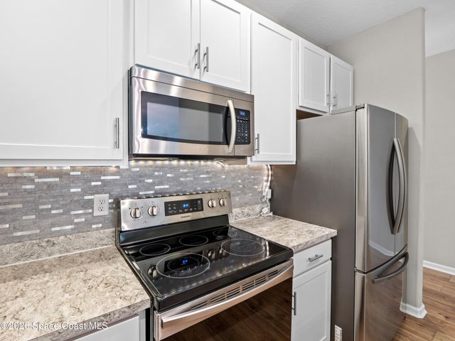 3931 Playa Del Sol Drive 104, Rockledge, FL 32955