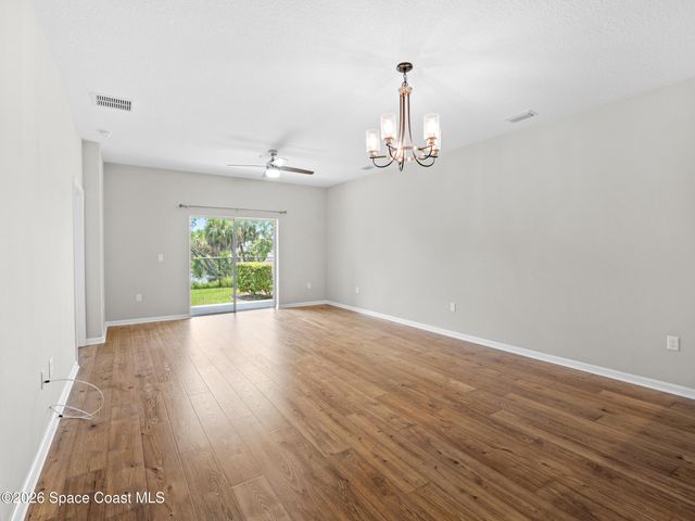 3931 Playa Del Sol Drive 104, Rockledge, FL 32955
