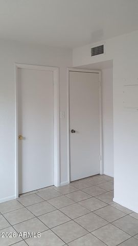 2240 W Southern Avenue 23, Phoenix, AZ 85041