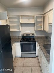 2240 W Southern Avenue 23, Phoenix, AZ 85041