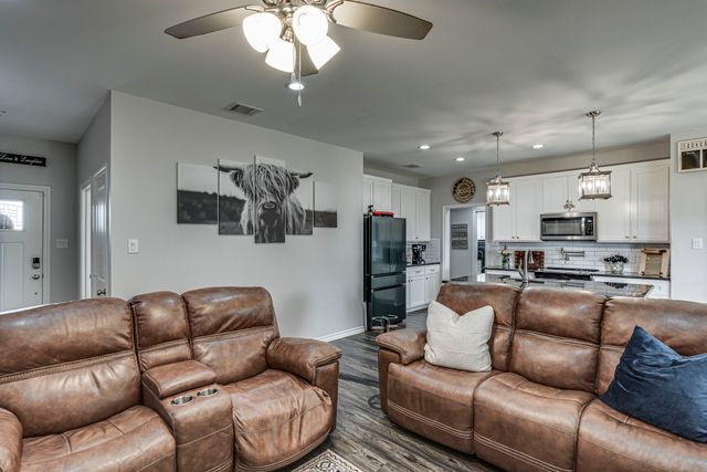 100 Joyce Street, Whitney, TX 76692