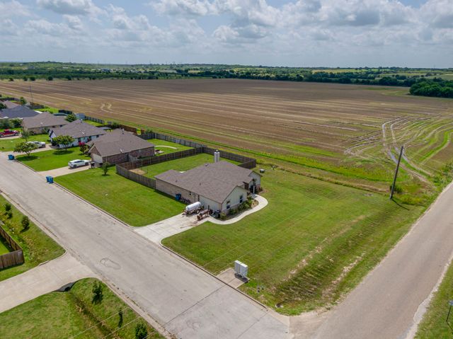100 Joyce Street, Whitney, TX 76692