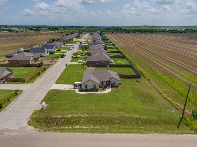 100 Joyce Street, Whitney, TX 76692