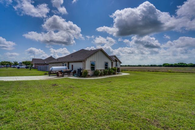 100 Joyce Street, Whitney, TX 76692
