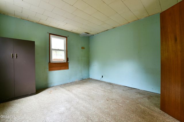 318 Howe Road, Lake Luzerne, NY 12846