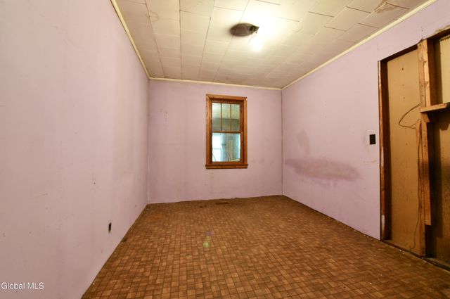 318 Howe Road, Lake Luzerne, NY 12846