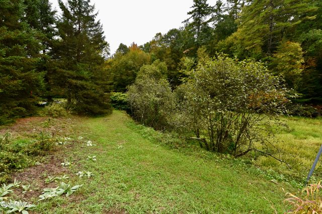 318 Howe Road, Lake Luzerne, NY 12846