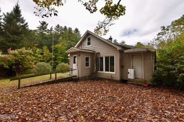 318 Howe Road, Lake Luzerne, NY 12846