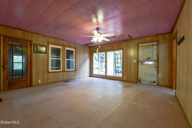 318 Howe Road, Lake Luzerne, NY 12846