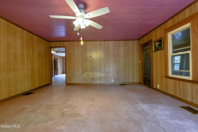 318 Howe Road, Lake Luzerne, NY 12846