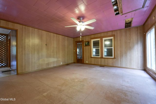 318 Howe Road, Lake Luzerne, NY 12846