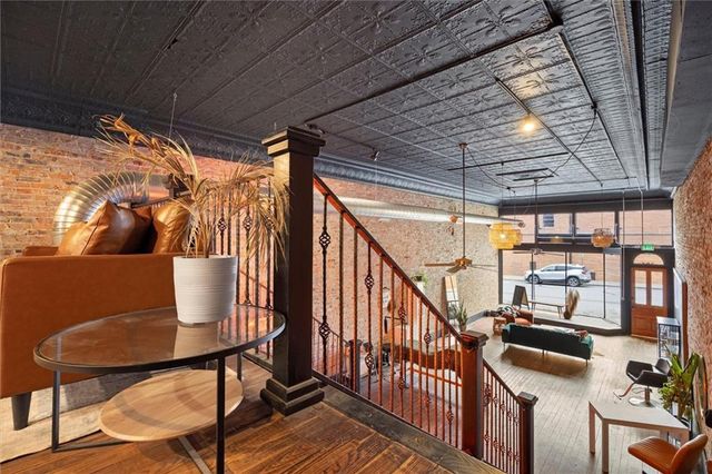 104-106 N Independence Street, Harrisonville, MO 64701