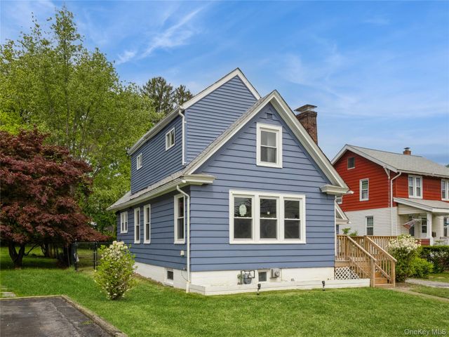 34 Woodland Avenue, Poughkeepsie, NY 12603