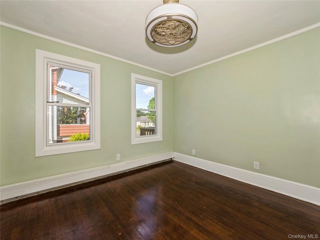 34 Woodland Avenue, Poughkeepsie, NY 12603
