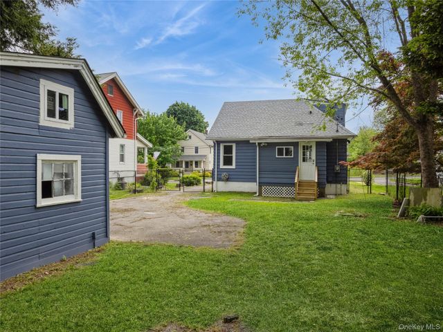 34 Woodland Avenue, Poughkeepsie, NY 12603