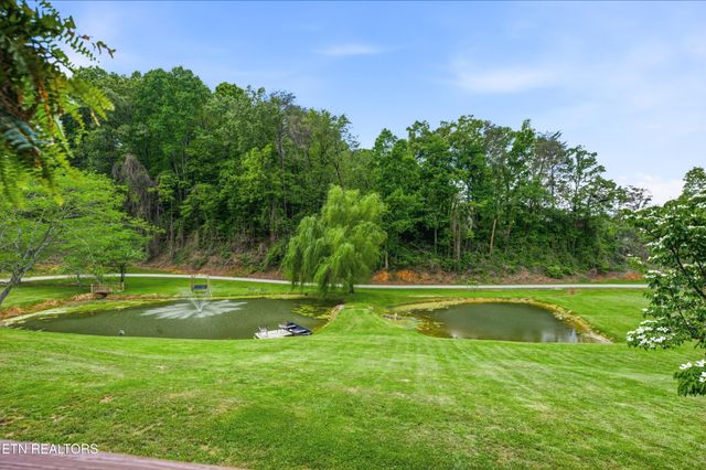 1913 E Union Valley Rd, Seymour, TN 37865