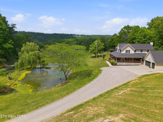 1913 E Union Valley Rd, Seymour, TN 37865