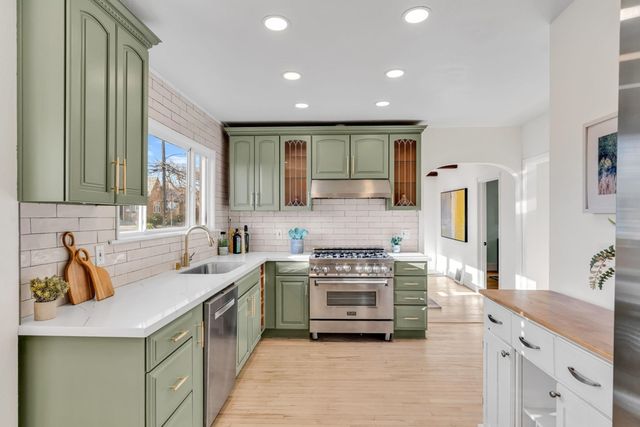 3000 56Th Ave, Oakland, CA 94605