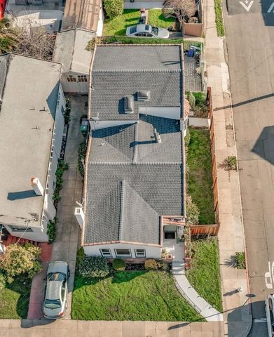 3000 56Th Ave, Oakland, CA 94605