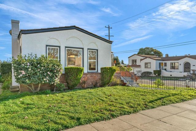 3000 56Th Ave, Oakland, CA 94605