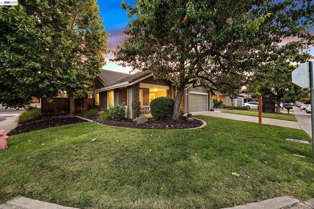 1106 Baltusrol Ct., Livermore, CA 94551