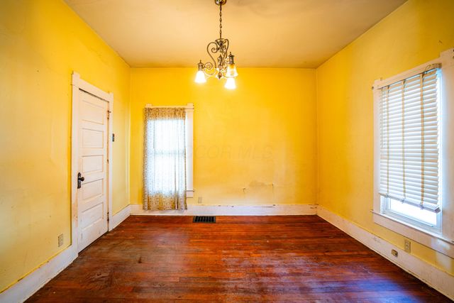 567 Kibler Avenue, Newark, OH 43055