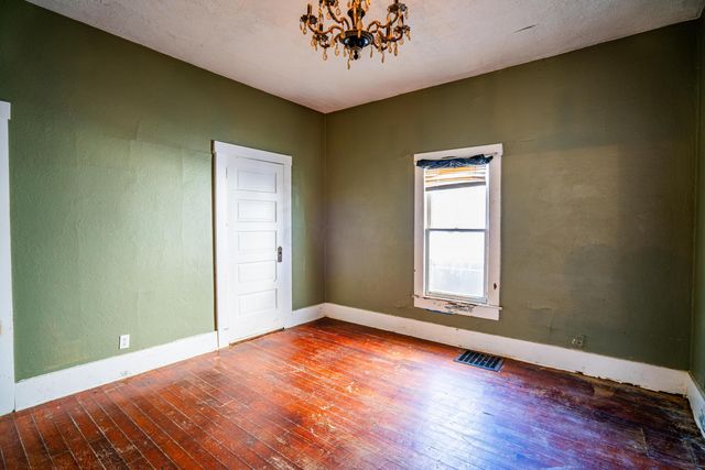 567 Kibler Avenue, Newark, OH 43055