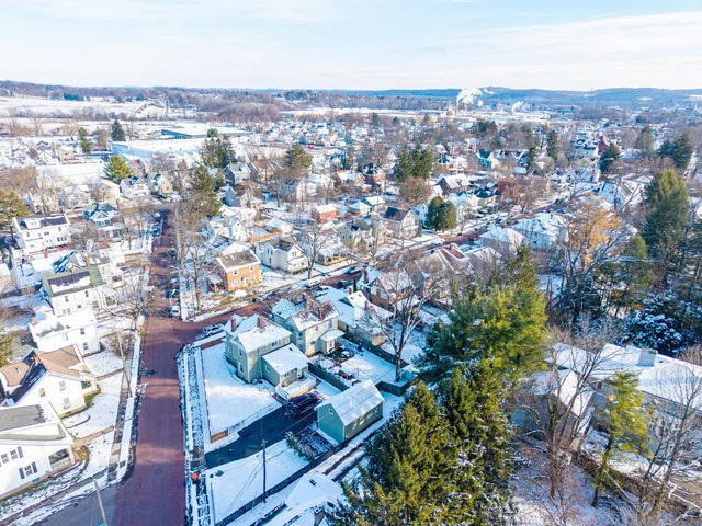 567 Kibler Avenue, Newark, OH 43055