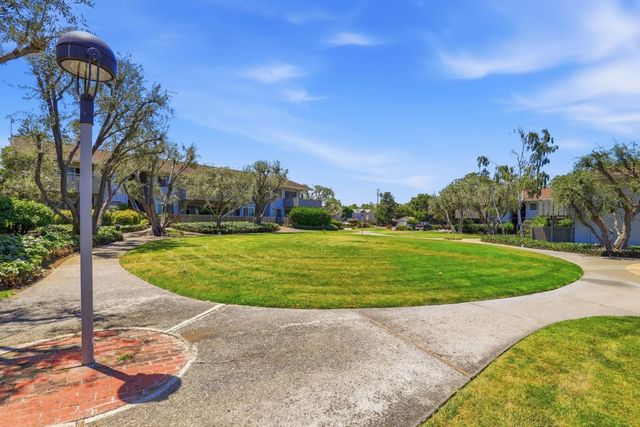 255 S Rengstorff Avenue 173, Mountain View, CA 94040