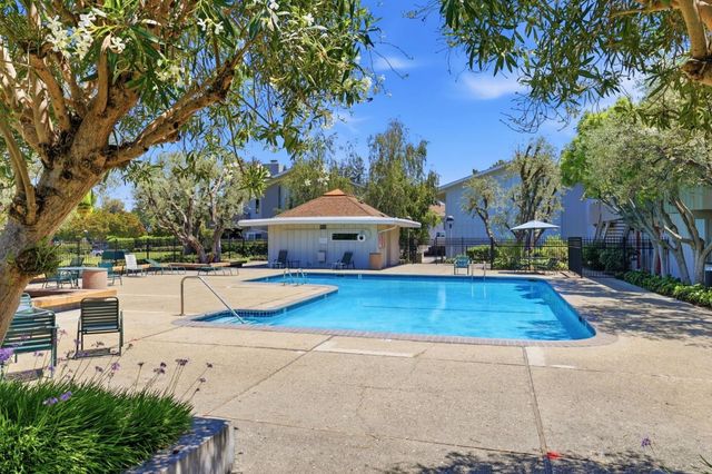 255 S Rengstorff Avenue 173, Mountain View, CA 94040